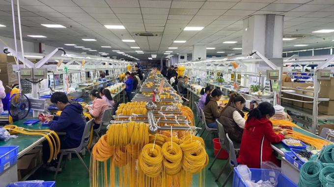 CLX02E फाइबर पैच कॉर्ड बनाने की मशीन