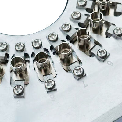 एक चक्र में 24 कनेक्टर और सम्मिलन हानि ≤0.20dB के साथ ST कनेक्टर्स के लिए कठोर स्टेनलेस स्टील S136 फाइबर पॉलिशिंग फिक्स्चर